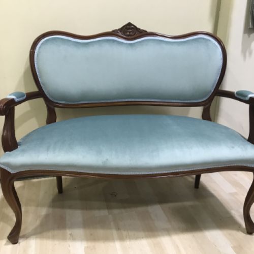 Tresillo restaurado tapizado azul