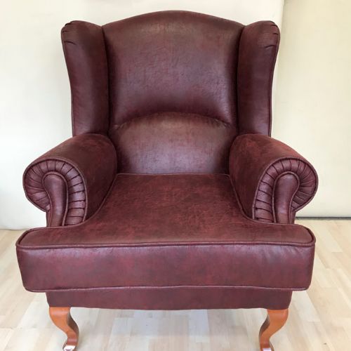 Sillón clásico tapizado